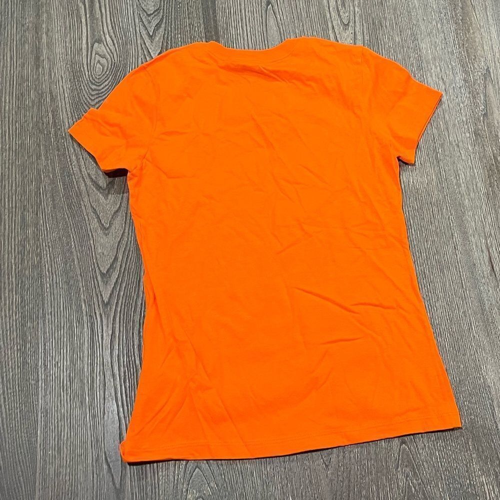NWOT Nike Basic Tee Shirt Short Sleeve Crew Neck Pullover Cotton Orange Size XS - Picture 4 of 4